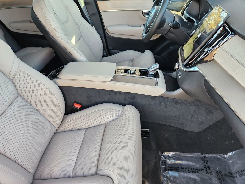 New 2026 Volvo XC90 T8 Ultra w/ Protection Package Premier image 5