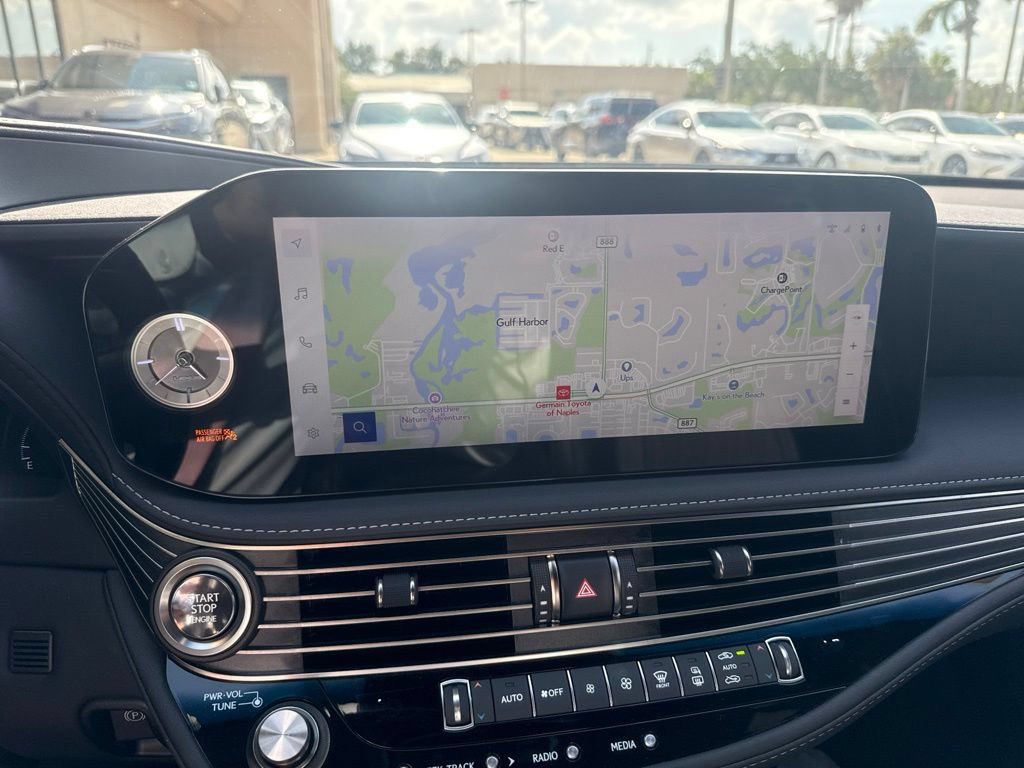 Used 2023 Lexus LS 500 w/ Interior Upgrade Package RWD image 21