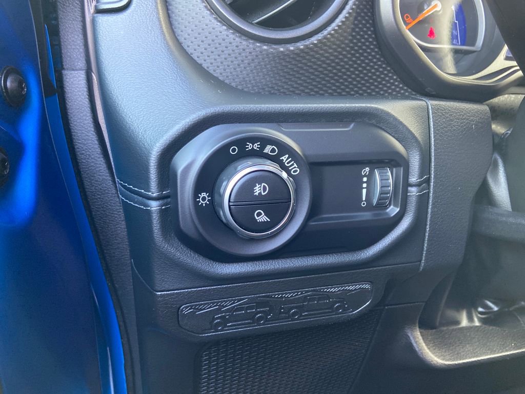 Used 2024 Jeep Gladiator Rubicon w/ Safety Group image 29