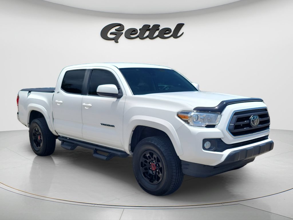 Certified 2021 Toyota Tacoma SR5 AWD/4WD image 3