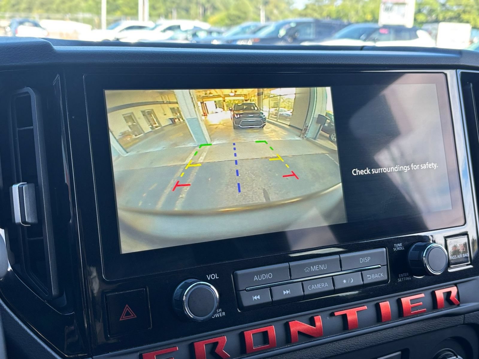 Used 2026 Nissan Frontier PRO-4X AWD/4WD image 24