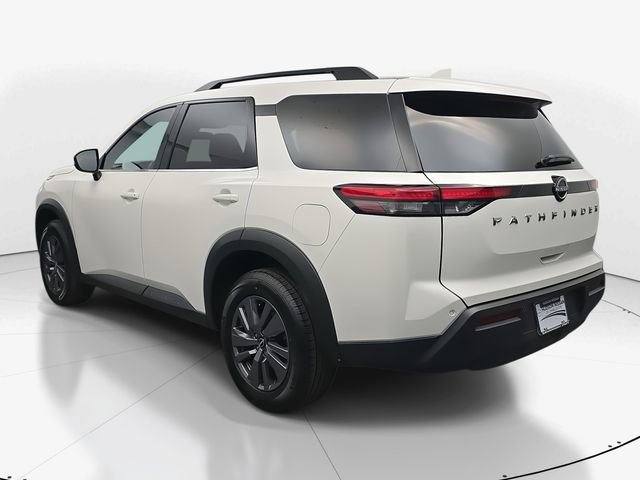Used 2025 Nissan Pathfinder SV image 7