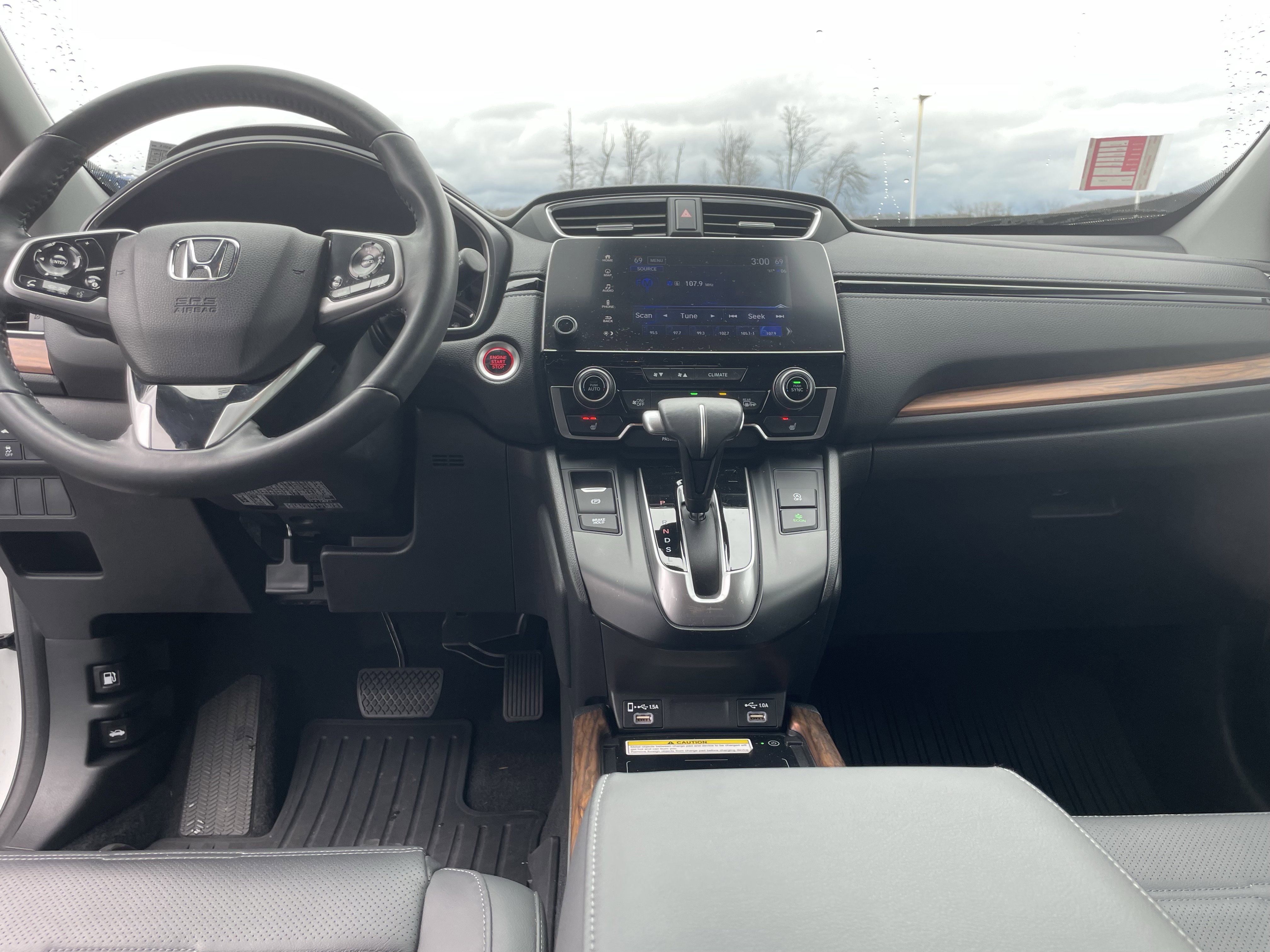 Used 2020 Honda CR-V Touring image 14