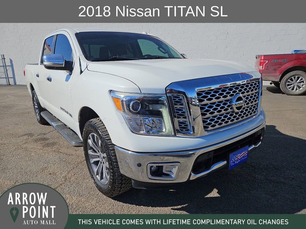 Used 2018 Nissan Titan SL image 2