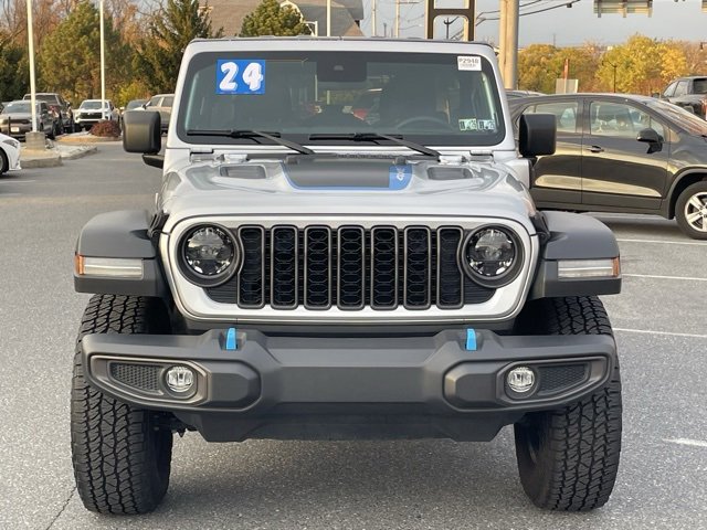 Used 2024 Jeep Wrangler Unlimited Rubicon 4xe image 12