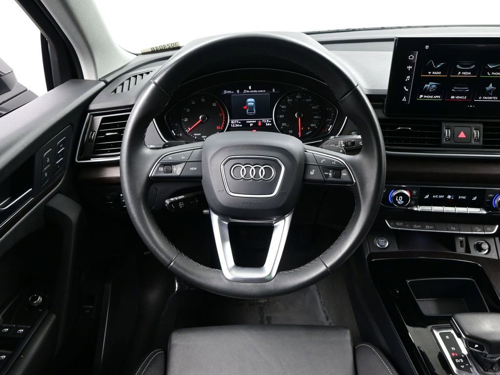 Used 2024 Audi Q5 2.0T Premium w/ Convenience Package image 34