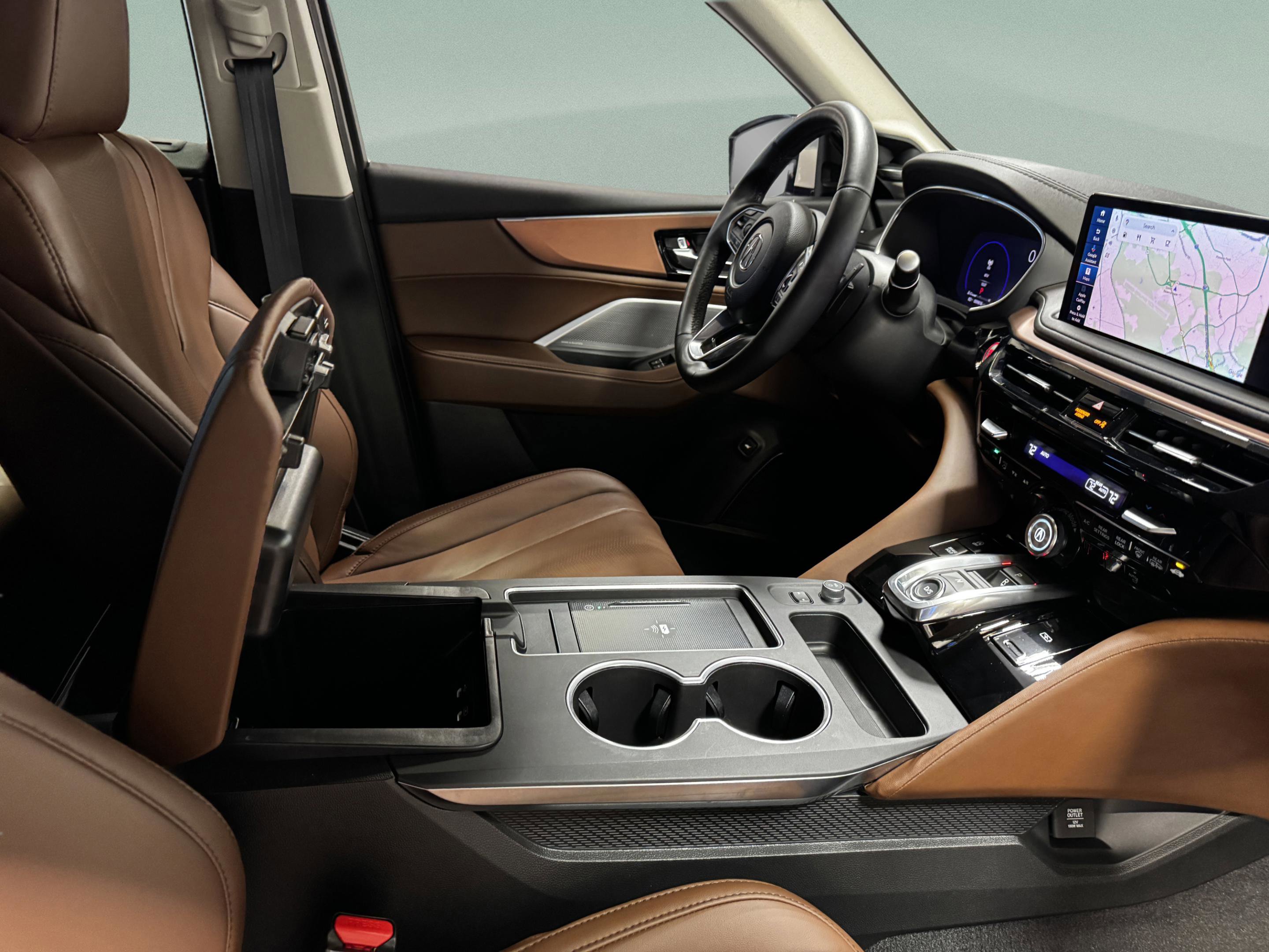 Certified 2025 Acura MDX FWD w/ Technology Package image 29