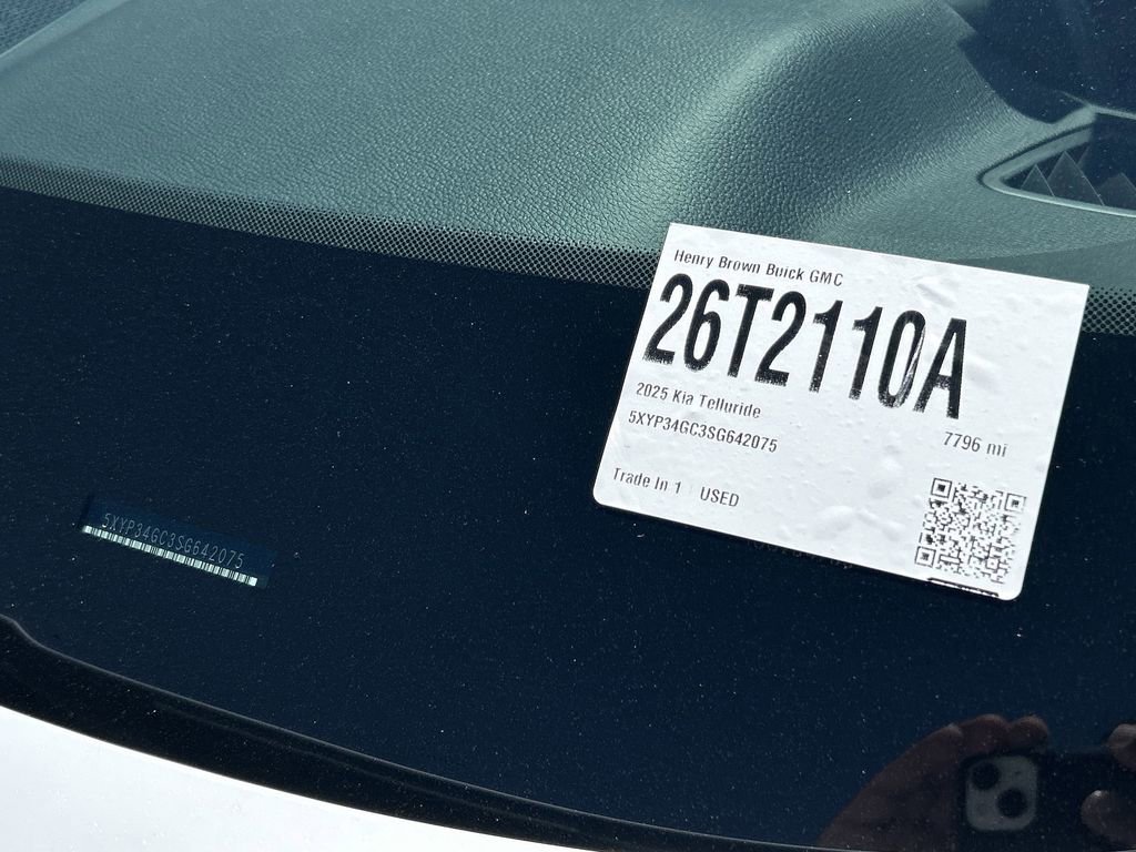 Used 2025 Kia Telluride EX image 35