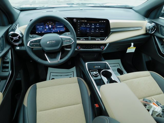 New 2026 Chevrolet Equinox ACTIV image 18