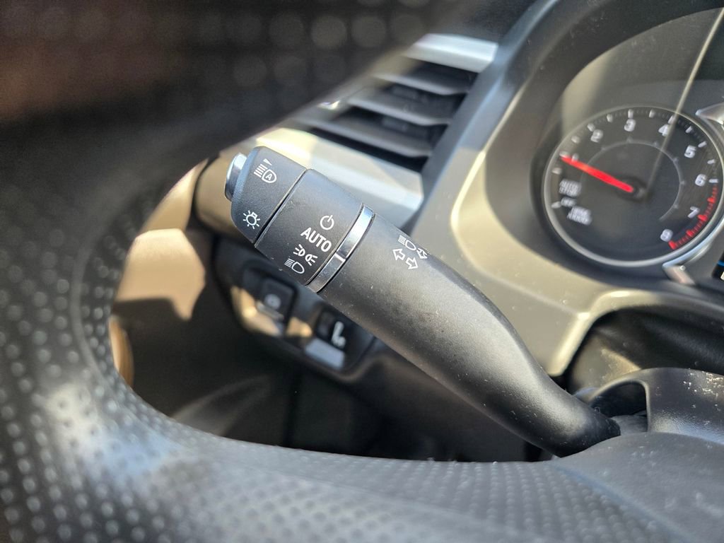 Certified 2023 GMC Acadia SLE w/ Driver Convenience Package image 20