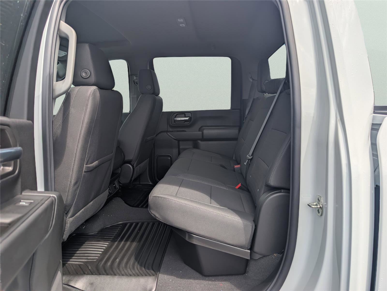 New 2026 Chevrolet Silverado 2500 Custom w/ Custom Value Package AWD/4WD image 15