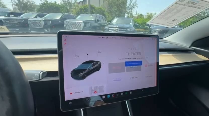 Used 2018 Tesla Model 3 Mid Range RWD image 29