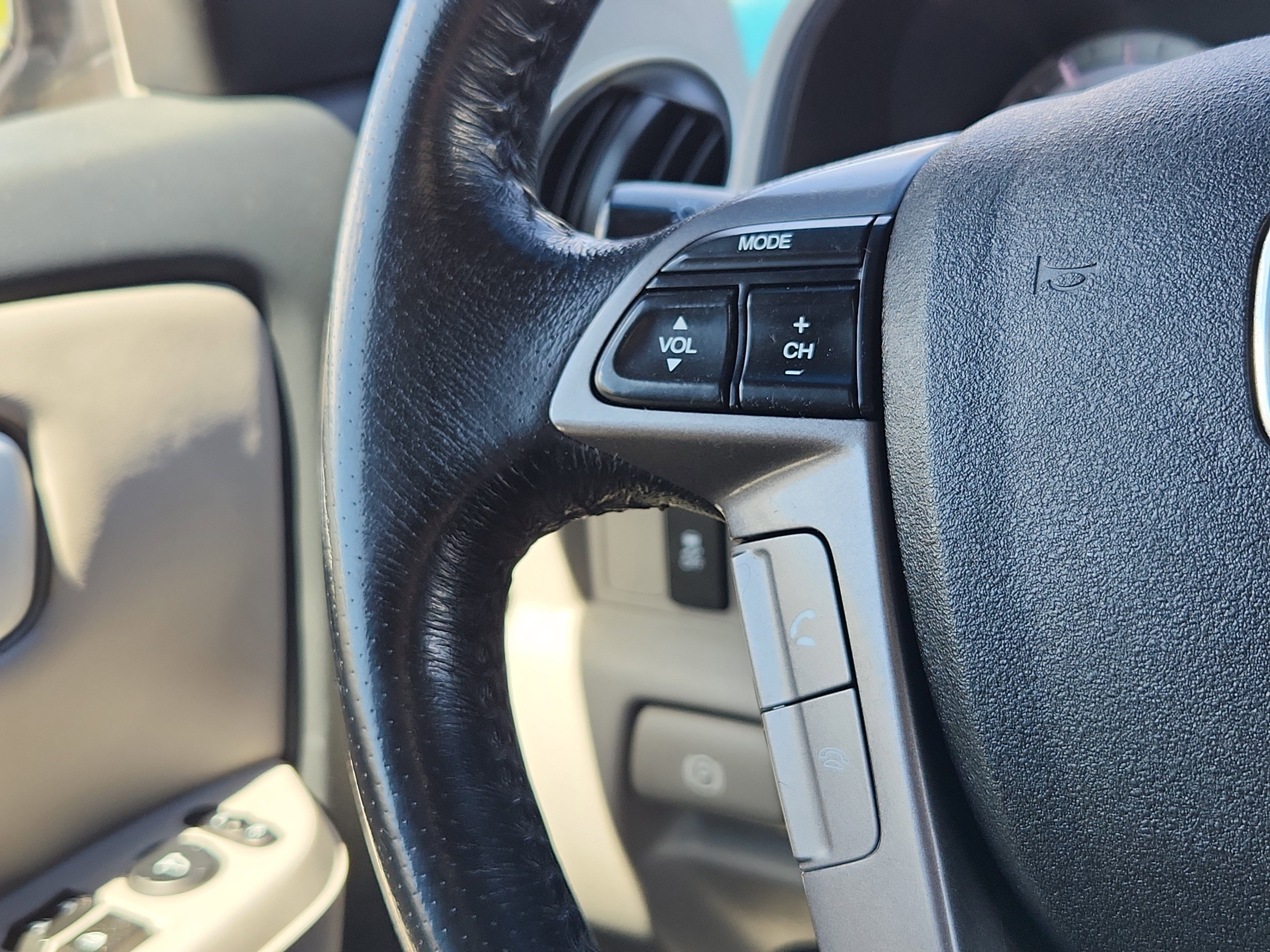 Used 2014 Honda Pilot EX-L image 18