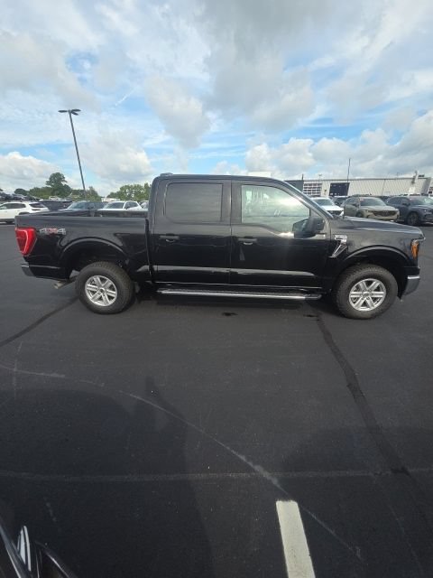 Used 2023 Ford F150 XLT w/ Equipment Group 301A Mid AWD/4WD image 4
