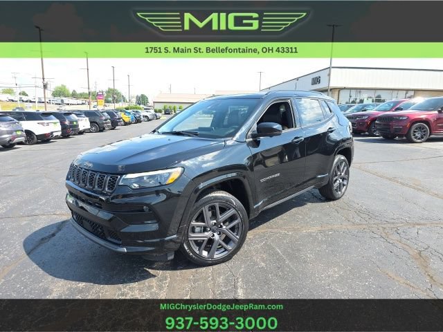 Used 2025 Jeep Compass Limited w/ Driver Assist Group I AWD/4WD image 1