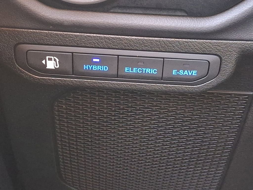 Used 2025 Jeep Wrangler Unlimited Sahara image 27