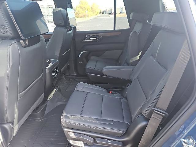 New 2026 GMC Yukon Denali w/ Advanced Technology Package image 24