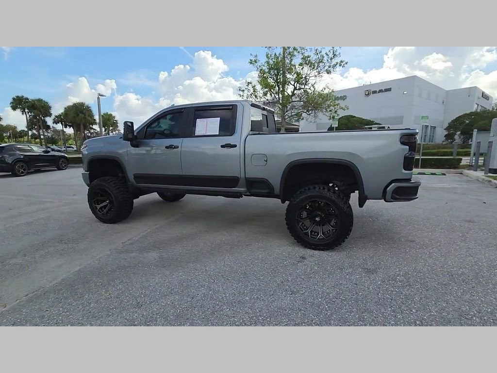 Used 2024 Chevrolet Silverado 2500 High Country w/ High Country Premium Package image 45