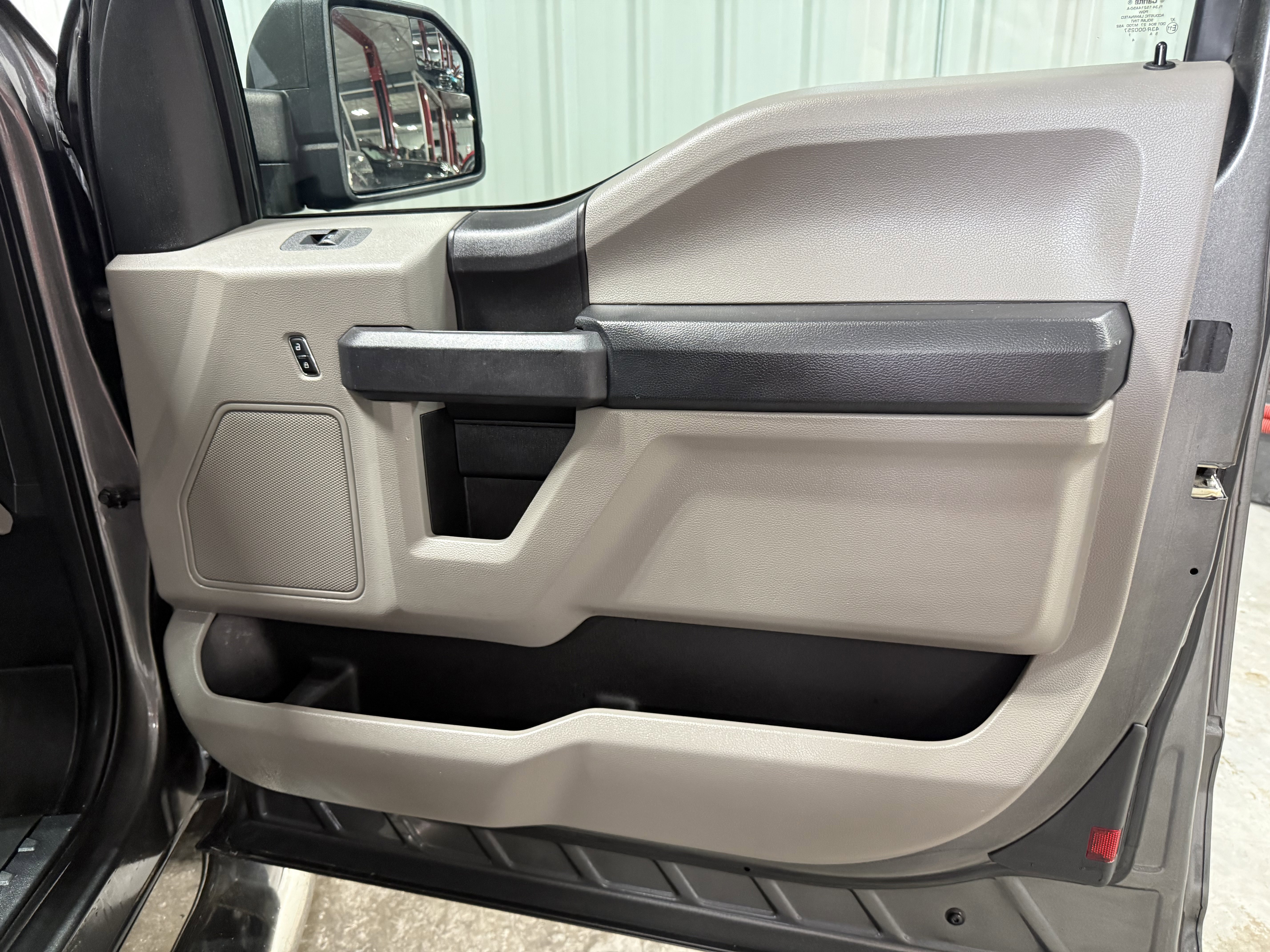 Used 2016 Ford F150 XL w/ Equipment Group 101A Mid AWD/4WD image 6