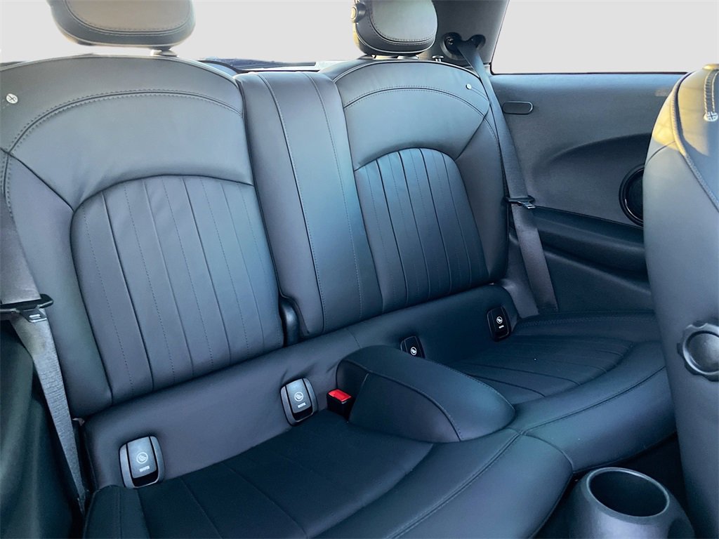 Used 2024 MINI Cooper S image 27