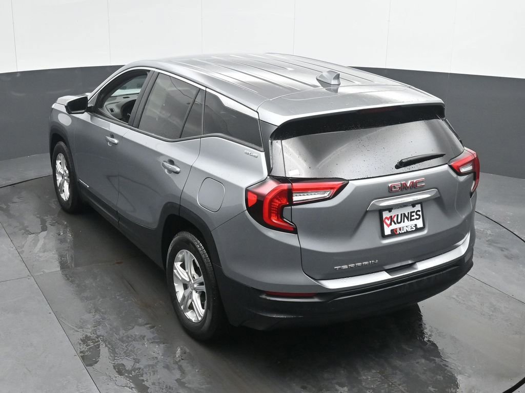 Used 2024 GMC Terrain SLE image 43