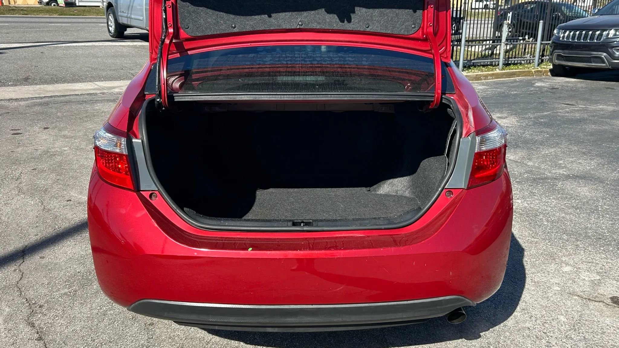 Used 2016 Toyota Corolla L image 7