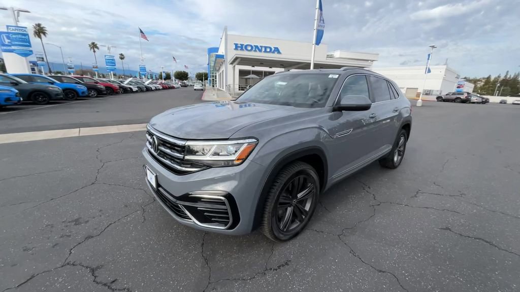 Used 2022 Volkswagen Atlas Cross Sport SEL R-Line image 4