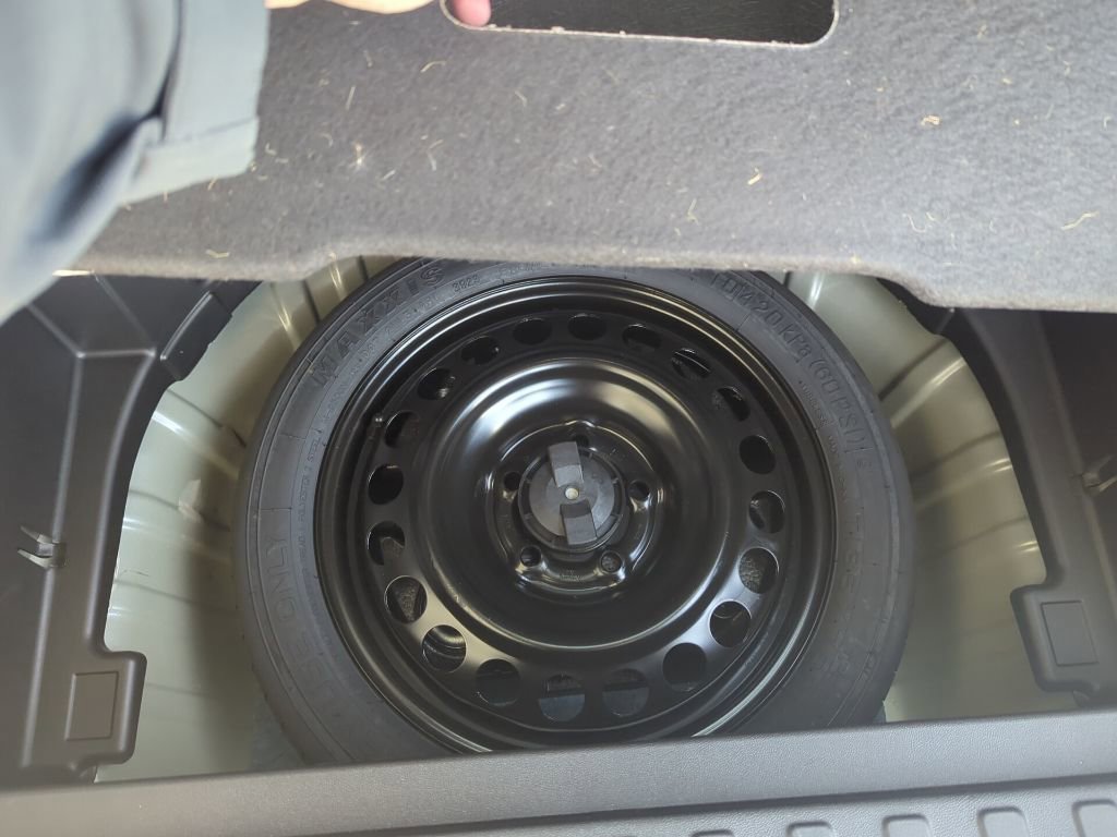 Used 2024 GMC Terrain AT4 w/ Tech Package image 15