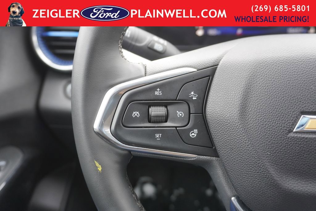 Used 2025 Chevrolet Trax LT w/ LT Convenience Package image 22