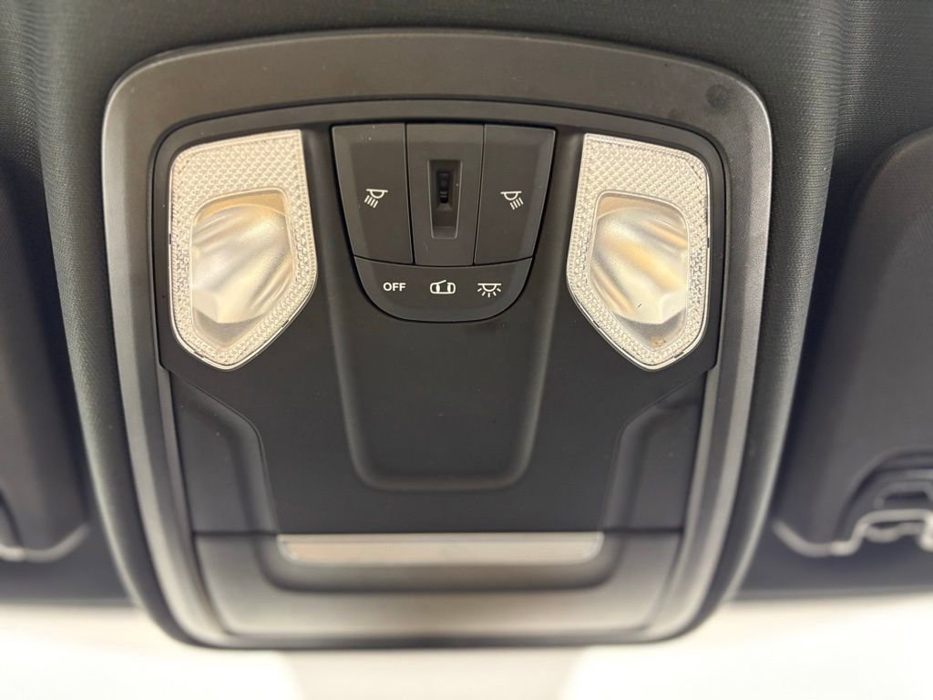 Used 2021 RAM 3500 Tradesman image 31