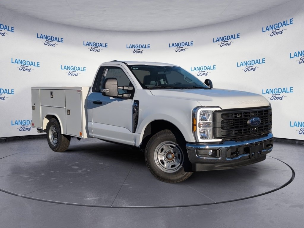 New 2026 Ford F250 XL w/ XL Chrome Package