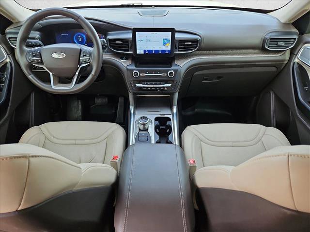 Used 2020 Ford Explorer Platinum image 19