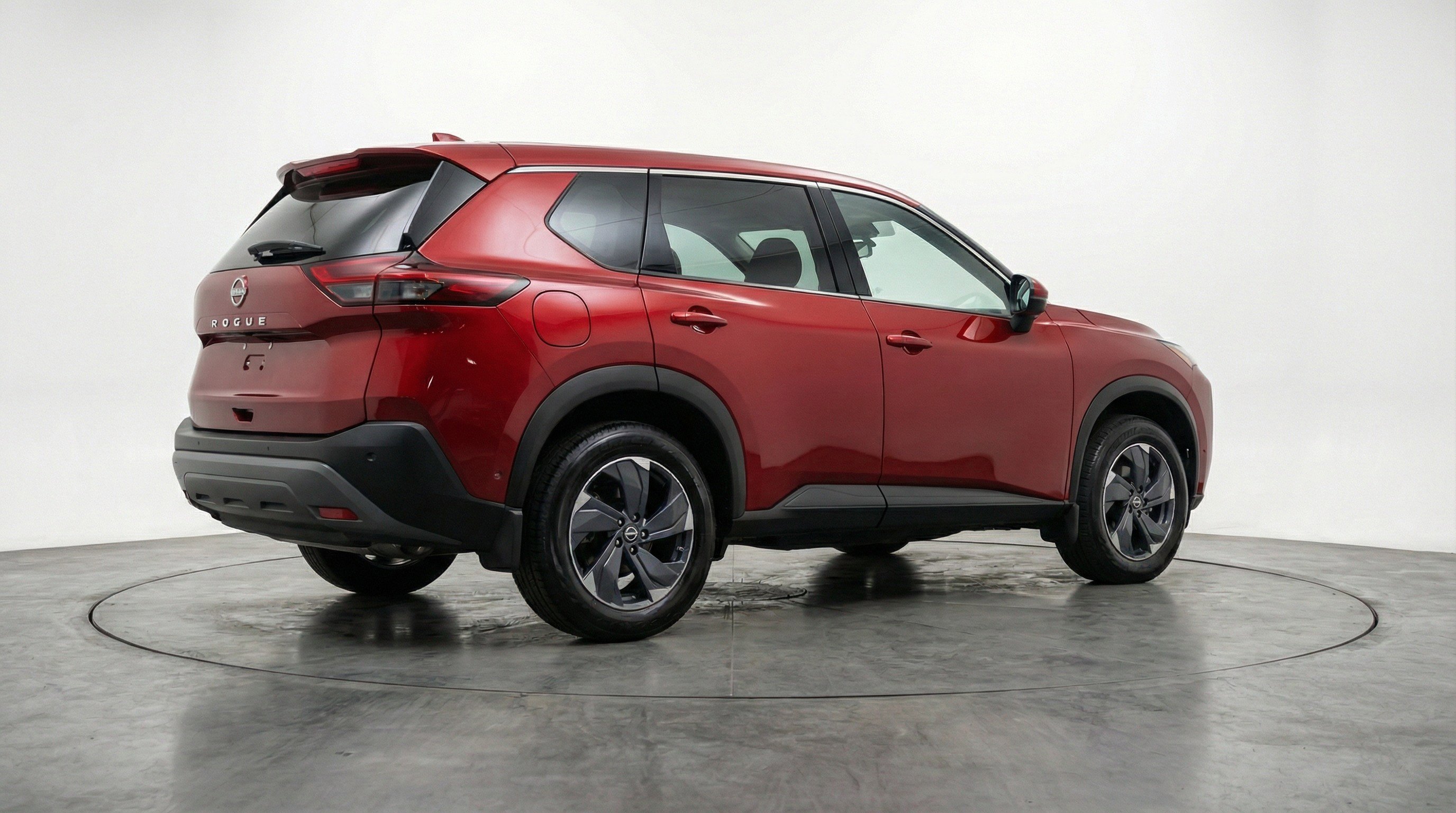Used 2025 Nissan Rogue SV AWD/4WD image 9
