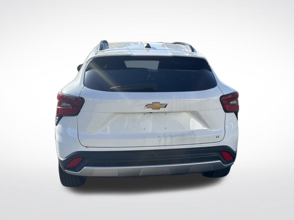 Used 2024 Chevrolet Trax LT FWD image 6