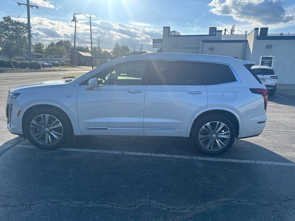 Used 2021 Cadillac XT6 Premium Luxury AWD/4WD image 7