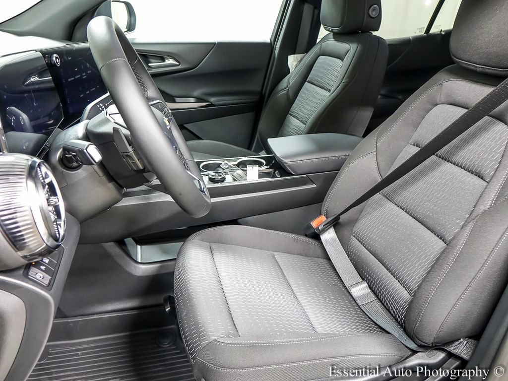 New 2027 Chevrolet Equinox LT FWD image 9
