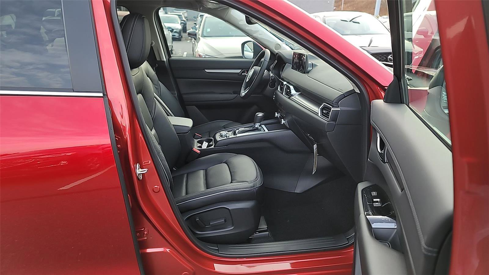 New 2025 MAZDA CX-5 AWD 2.5 S w/ Preferred Package image 9