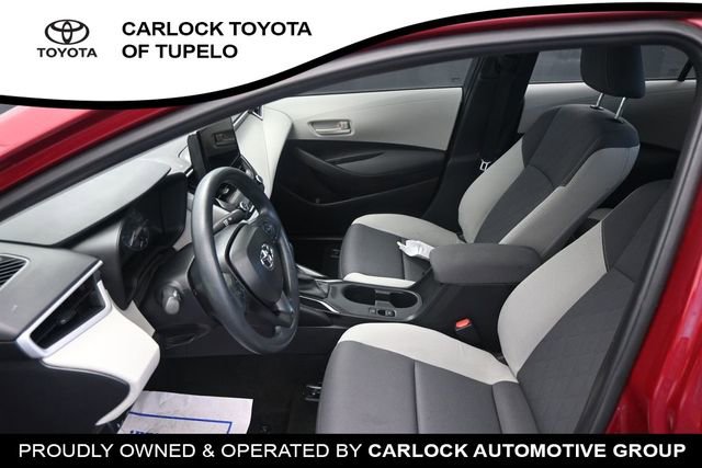 Used 2025 Toyota Corolla LE FWD image 11