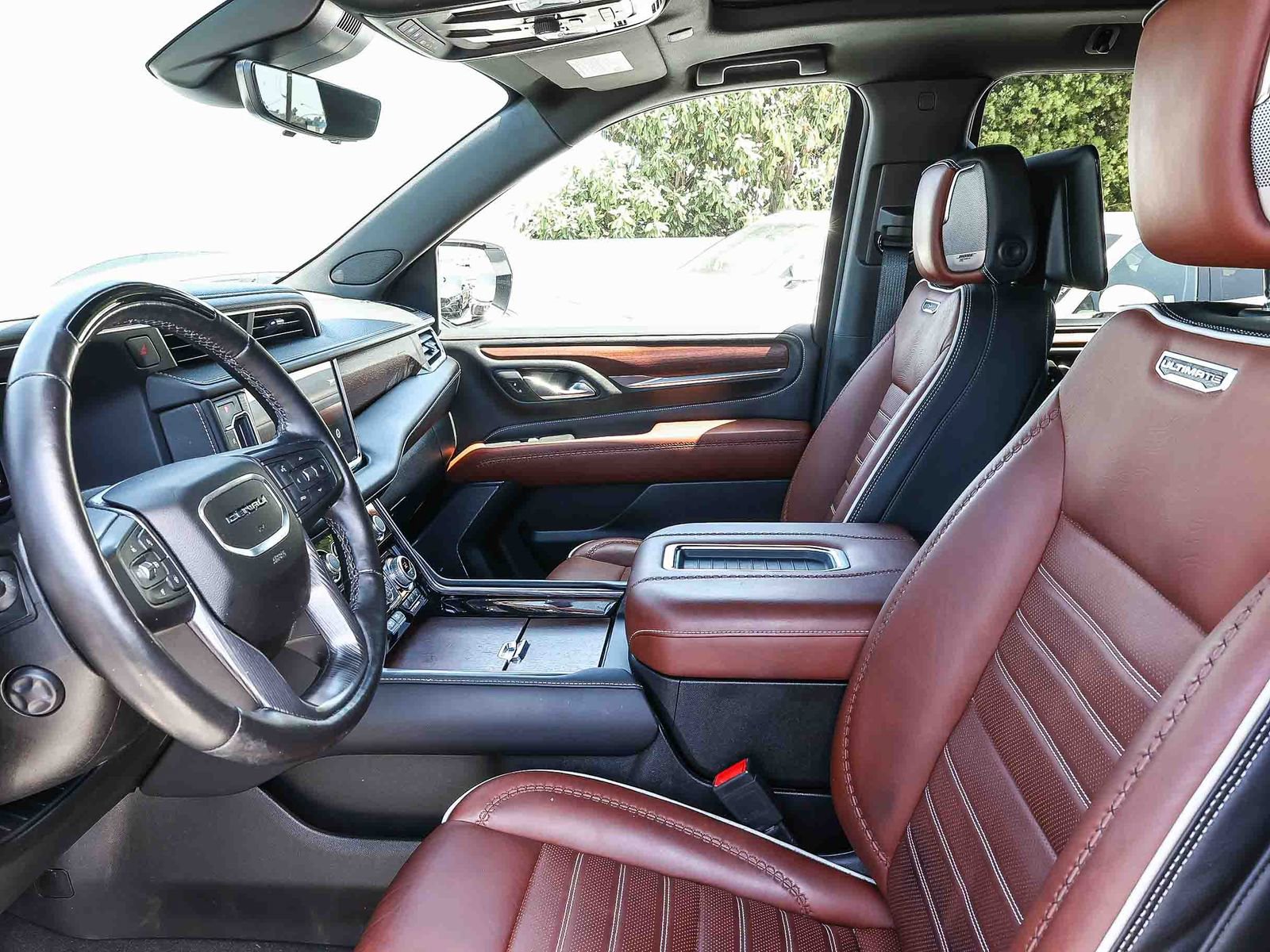 Used 2023 GMC Yukon XL Denali Ultimate AWD/4WD image 20