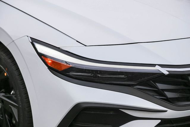 New 2026 Hyundai Elantra Sport FWD image 5