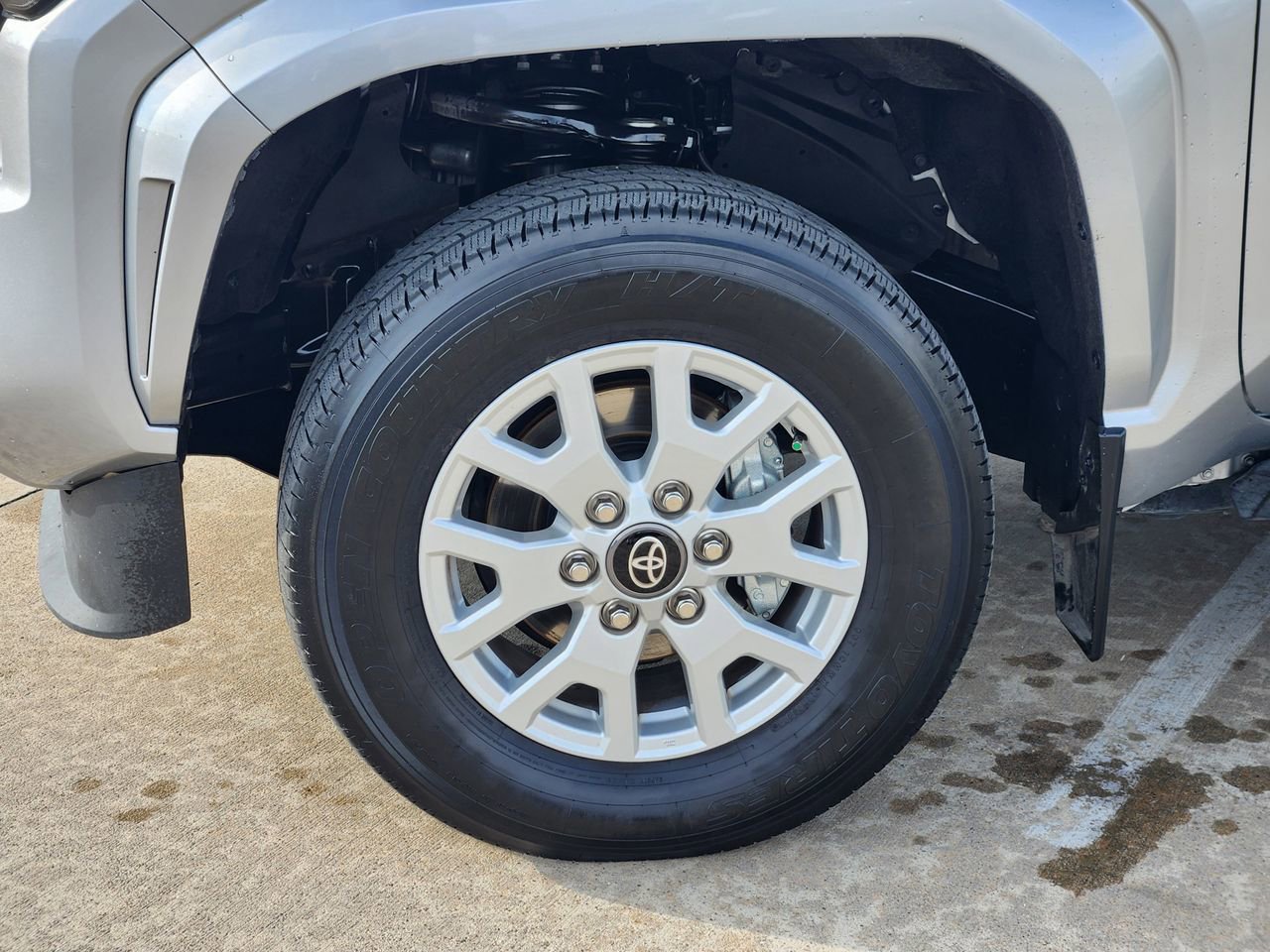 Used 2024 Toyota Tacoma SR5 RWD image 11