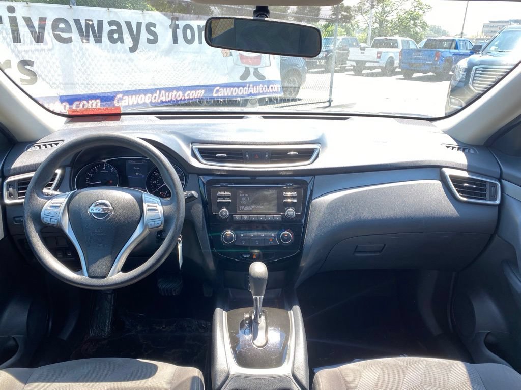 Used 2016 Nissan Rogue S AWD/4WD image 18
