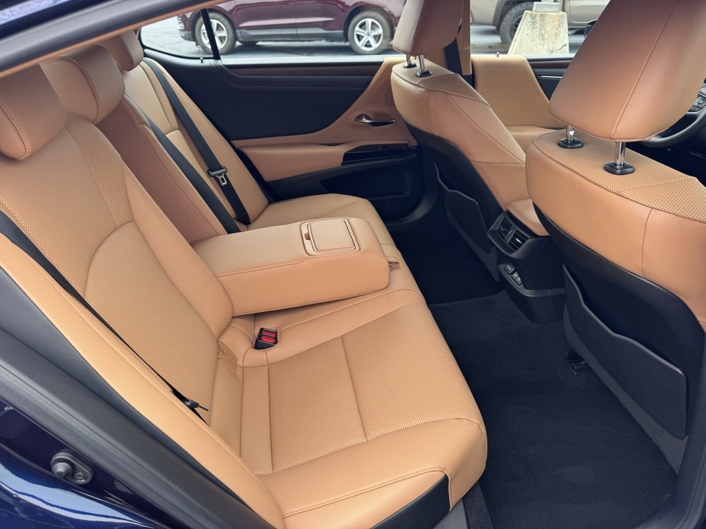 Used 2022 Lexus ES 350 w/ Premium Package image 29