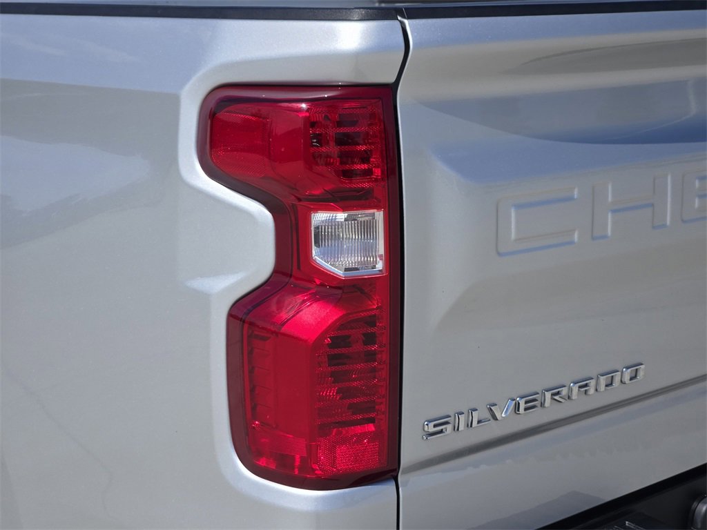 Used 2020 Chevrolet Silverado 1500 LT w/ Texas Edition image 6
