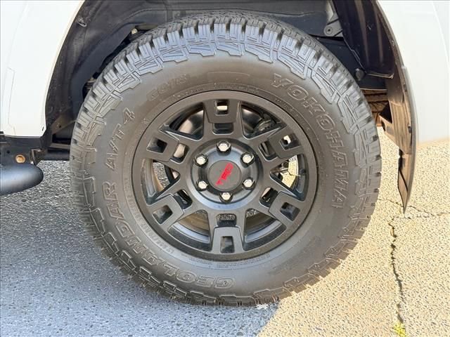 Used 2023 Toyota 4Runner SR5 Premium w/ Moonroof Package AWD/4WD image 16