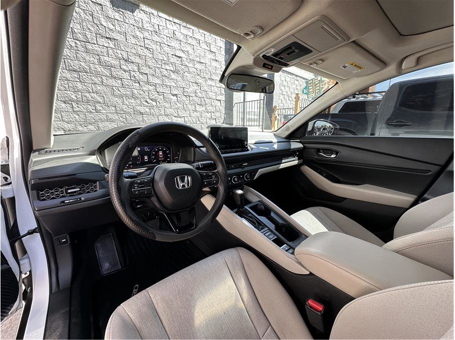 Used 2023 Honda Accord EX image 13