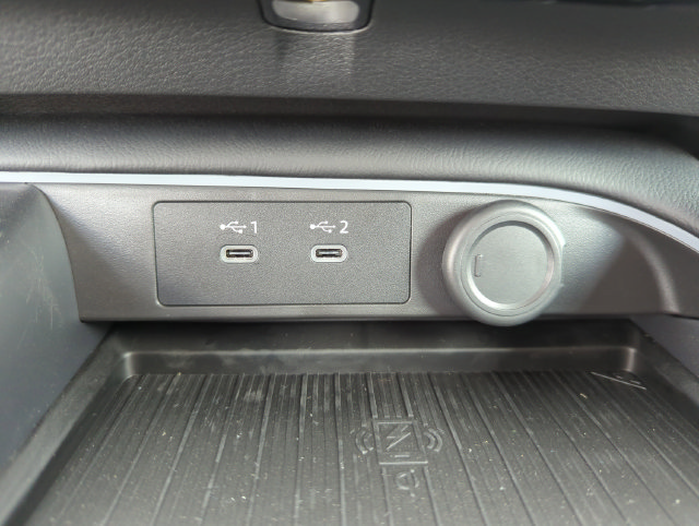 Used 2026 Nissan Sentra SR w/ Floor Mat Package FWD image 56