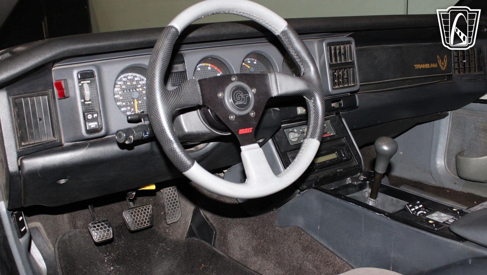 Used 1992 Pontiac Firebird Convertible RWD image 6
