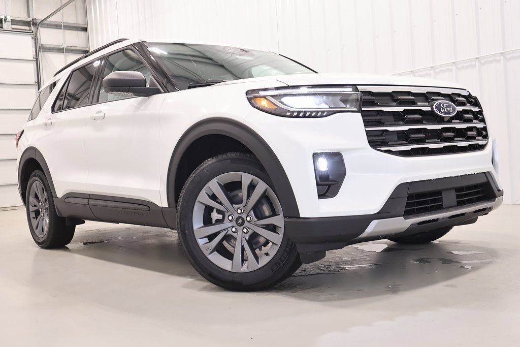 New 2026 Ford Explorer Active image 31
