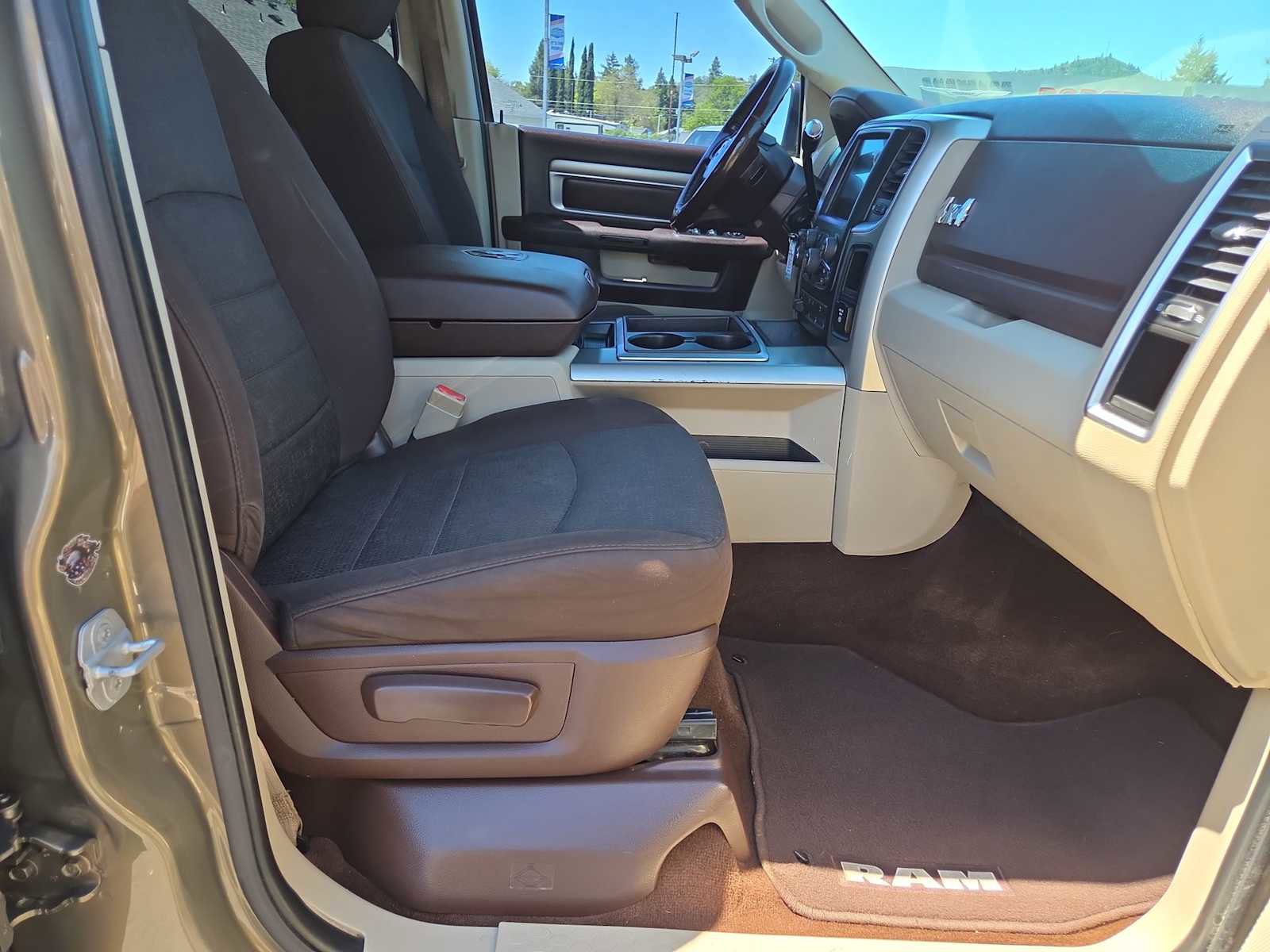 Used 2015 RAM 2500 Big Horn AWD/4WD image 22